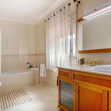 Casa Da Candida * Назаре